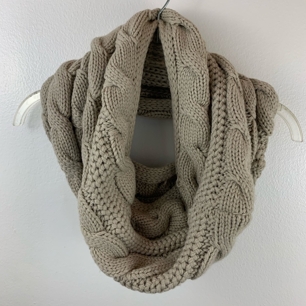 Cowl neck knit scarf
